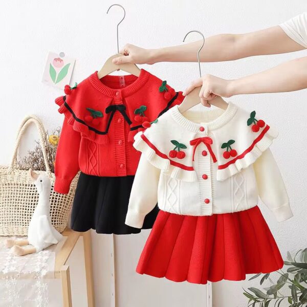 Ensemble cerise 🍒 
       ttm kids